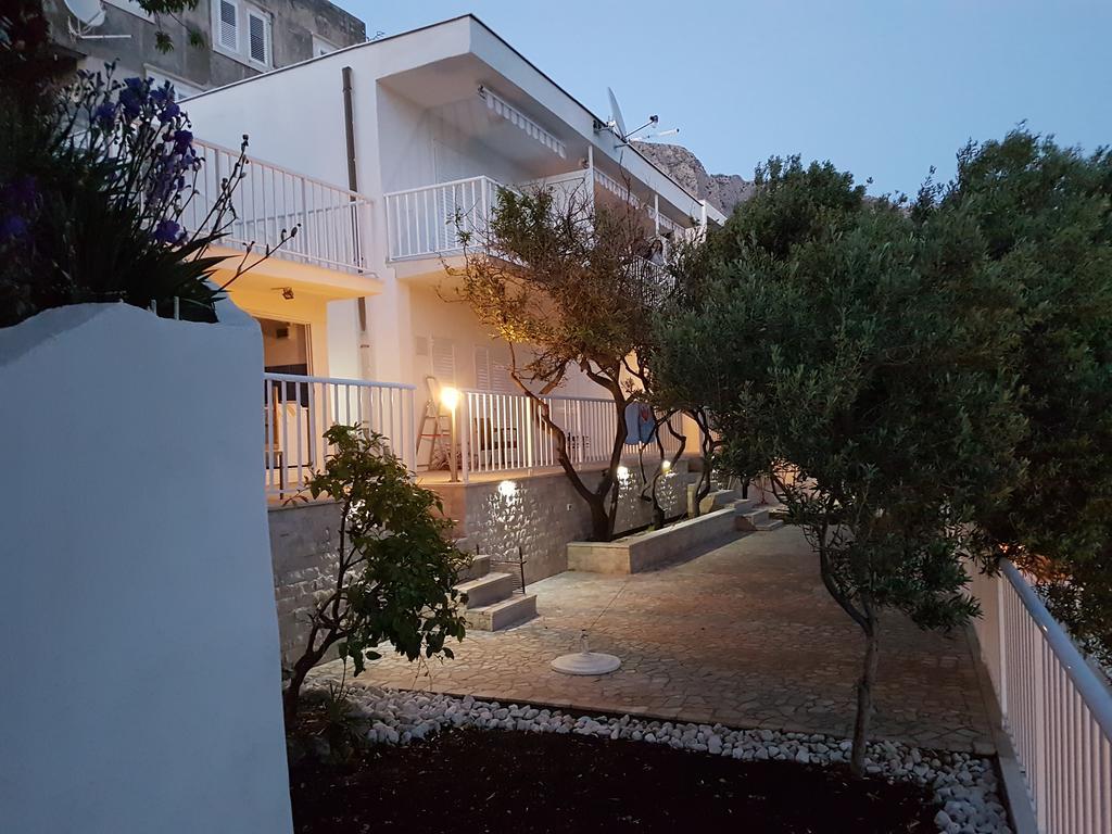 Apartments Santic Подаца Екстериор снимка
